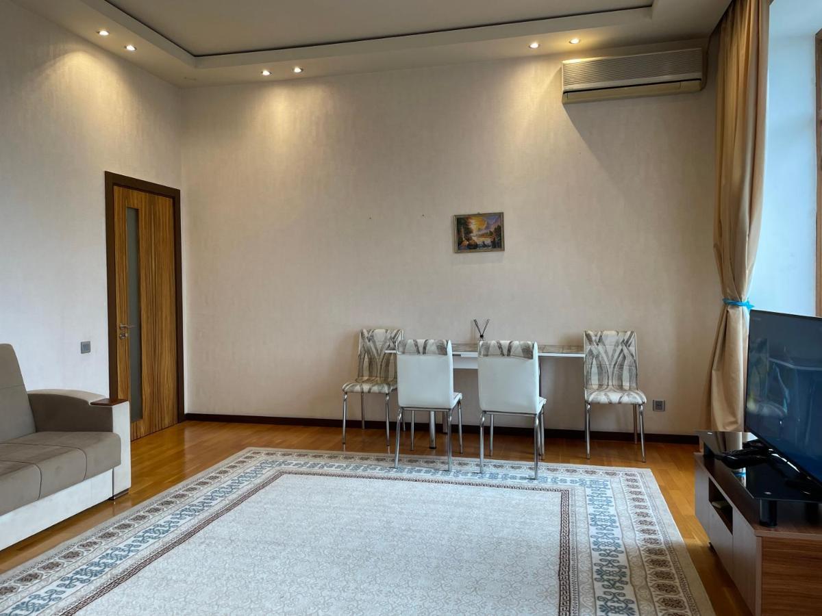 Gloriya Boulevard Apartment By Bakuapart Eksteriør billede